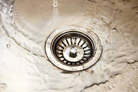 unclog a drain with baking soda and vinegar