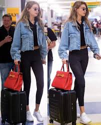 A collection of the beautiful gigi hadid and her street style, casual style or workout clothes because everything she wears is perfect. Pin By Hanns On Gigi Gigi Hadid Outfits Gigi Hadid Street Style Hadid Style