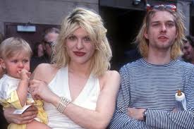 News confirms, and even her famous rocker mom had no idea it was happening. Frances Bean Cobain Weds Kurt Lookalike In Secret Without Telling Mum Courtney Love Mirror Online