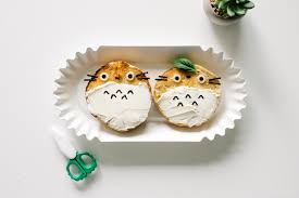 Learn how to make paper models, bow tops, patchworks & quilts, knots, and drawings & paintings and more. Totoro Week How To Make A Totoro Cream Cheese Bagel I Am A Food Blog I Am A Food Blog