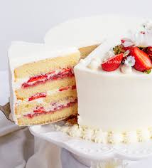 fresh strawberry cake two plaid as