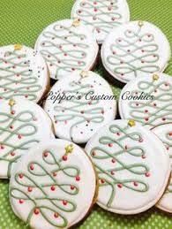 Read more about royal icing cookie decorating tips. Znalezione Obrazy Dla Zapytania Christmas Cookie Royal Icing Royal Icing Christmas Cookies Christmas Cookies Decorated Cookies Recipes Christmas