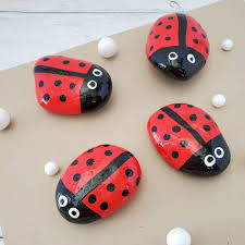 easy diy ladybug painted rocks for the