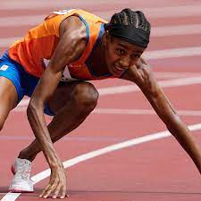Aug 02, 2021 · sifan hassan falls during 1500 meter and gets back up to win, keeps triple gold hopes alive. Wtw6dtryl Kugm