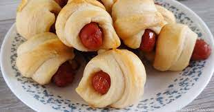 crescent roll pigs in a blanket