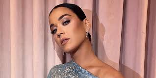 katy perry dabbles in minimalism with a