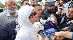 أمّ الداعية معز مسعود، صلاة الجنازة على الفنانة الراحلة سهير البابلي، في مسجد الشرطة بمدين السادس من أكتوبر، بمشاركة أفراد أسرتها وعدد من . Uekxwe1lx61txm