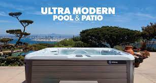 Home Ultra Modern Pool Patio