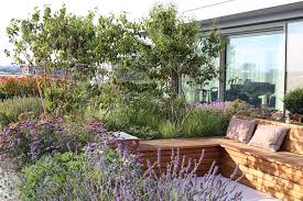 37 Modern Garden Ideas To Transform