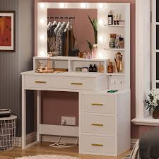 vanity makeup table with lighted mirror