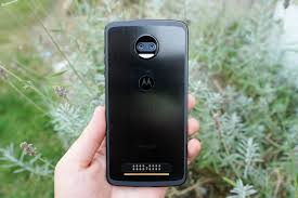 · draw the current unlock pattern. Moto Z2 Force Review Wait The Battery Is Smaller This Year