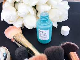 makeup brush cleaning solution