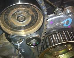 how to change toyota hilux timing belt
