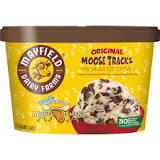 what-is-moose-tracks-ice-cream-made-of
