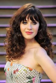 Oval face shape looks great with curly hair. The Best Curly Hairstyles For Oval Faces Southern Living