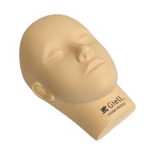 makeup training mannequin head by giell