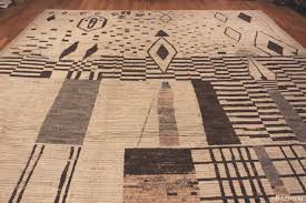 modern folk art area rug 11869 nazmiyal