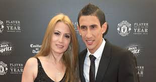 However, almost four years after the marriage, the former decided to part ways. Manchester United Great Gary Neville Slams Angel Di Maria And Makes Sergio Aguero Comparison Manchester Evening News