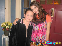 who-was-gibbys-girlfriend-on-icarly