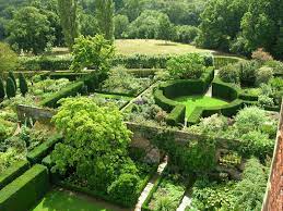 sissinghurst castle garden