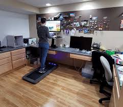 Thin desks have been made for many years, and versions that date back to the 18th century alongside those produced as recently as the 21st century. Versadesk Ultra Thin Office Treadmill Review The Gadgeteer