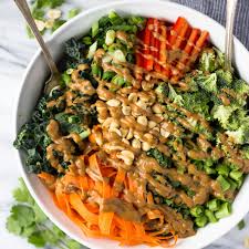 thai chopped salad with peanut sauce