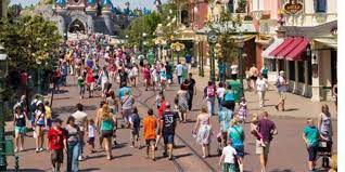 disney asks all guests to leave park