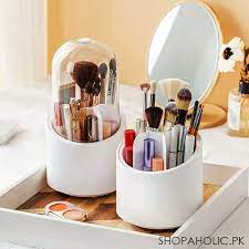 cosmetic organizer in stan