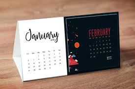 Free Table Calendar Mockup – Free Design Resources