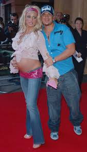 The latest katie price (jordan) news, blogs, tweets and videos on metro.co.uk. People Can T Get Over This Bizarre 2005 Throwback Pic Of Katie Price And Peter Andre Her Ie