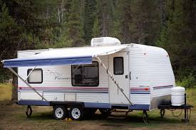 2004 fleetwood pioneer travel trailer