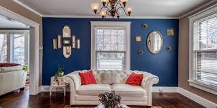 what color carpet goes with blue walls