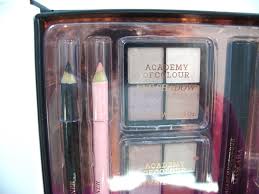 new academy of colour make up kit