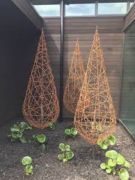 garden art sculptures made from