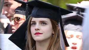 Hasil gambar untuk Emma Watson kampus