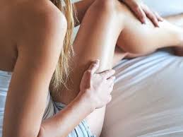 rash on inner thigh symptoms causes