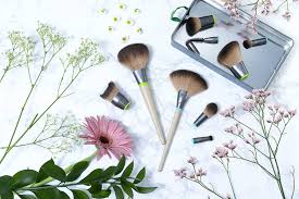 daily essentials makeup brush set