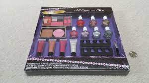 new all eyes on me 29 piece makeup