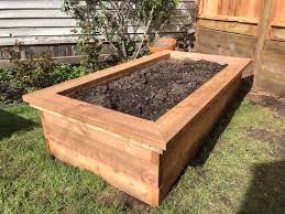 Cedar Wood Raised Vegetable Planter Box