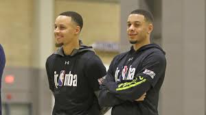 He won a gold medal at the fiba u19 world championships in 2009. Incredible Curry Reunion Spices Up All Star Weekend In Charlotte Nba Com