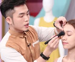 professional makeup artist training