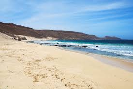 Kap verde öarna är fulla av äventyr och för den som gillar äventyrssporter är detta ett utmärkt resmål. Strande Auf Sal Kap Verde Franks Travelbox