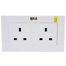 Yellow Entry Level Single Socket Wall Plate