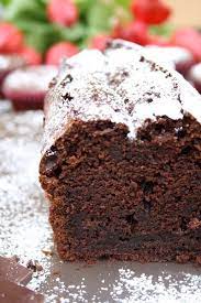 Ok… vierfach… kannst du dir nur ansehen, wie reich und feucht dieser kuchen ist? Sundiger Schokoladenkuchen Mit Schokostuckchen Und Vanille