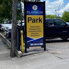 top 10 best parking near 1001 avenida