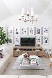 6 living room wall decor ideas say