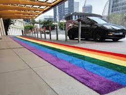 la pride rainbow carpet red carpet