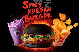 The burger itself consists of a chicken/beef patty seasoned with spicy kimchi, topped with guochujang sauce, and mixed vegetables, all sandwiched. Mcdonald S Malaysia Releases A Black Burger And It S Based On Spicy Korean Food Korean Burger Spicy Korean Spicy Korean Food