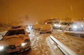 Storm filomena, which buried madrid under a record 50 centimeters of snow on friday, became a disaster for the city. Heaviest Snowfall In Decades Blankets Madrid Reuters Com