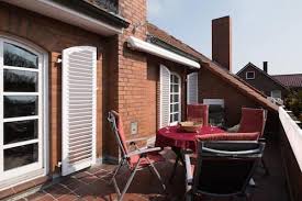 Die erdgeschosswohnungen sind für bis zu zwei erwachsene und zwei kinder geeignet und. Landhaus Dunen In Borkum Hotels Com